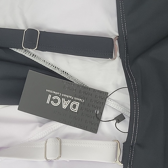 Black and White Ruffled One-Piece Swimsuit With Tummy Control NWT - Picture 10 of 16